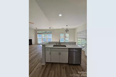 8800 Cavonnier Lane, Charlotte, NC 28216 - Photo 8