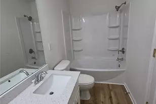 8800 Cavonnier Ln, Charlotte, NC 28216 - Photo 24