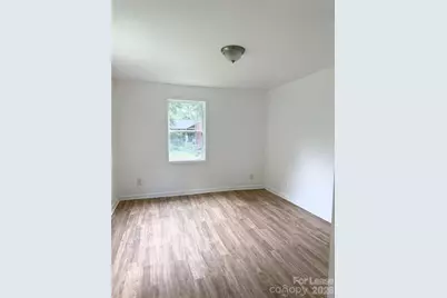 332 Mountain View Street, Gastonia, NC 28052 - Photo 6