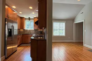 2218 Norcross Pl, Charlotte, NC 28205 - Photo 8
