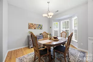 9639 Corbett Square Ln, Charlotte, NC 28214 - Photo 10