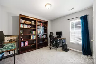 9639 Corbett Square Ln, Charlotte, NC 28214 - Photo 16