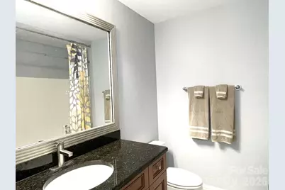 300 W 5th Street, Charlotte, NC 28202 - Photo 10