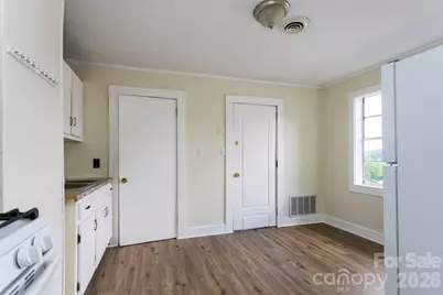37 Water Street, Asheville, NC 28801 - Photo 12