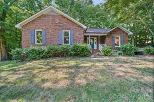 821 Deer Path Pl, Mooresville, NC 28115 - Photo 2