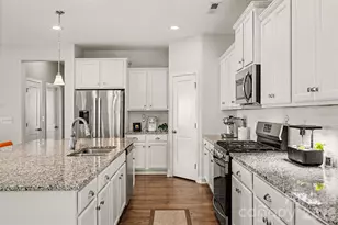 3577 County Down Ave, Kannapolis, NC 28081 - Photo 8