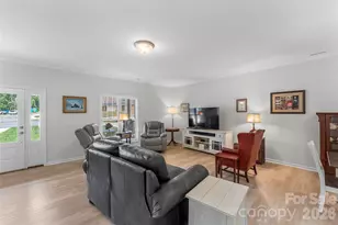 962 Trial Pl, Newton, NC 28658 - Photo 10