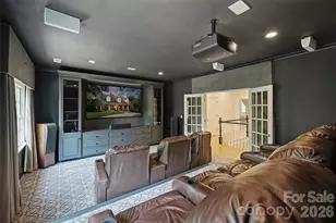 2115 Foxcroft Woods Ln, Charlotte, NC 28211 - Photo 20