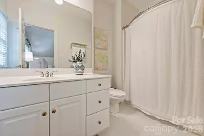2115 Foxcroft Woods Lane, Charlotte, NC 28211 - Photo 22