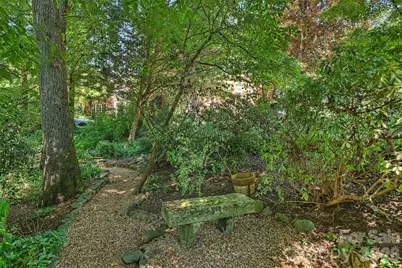 2115 Foxcroft Woods Lane, Charlotte, NC 28211 - Photo 42