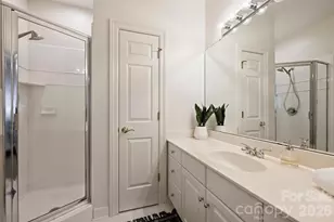 2115 Foxcroft Woods Ln, Charlotte, NC 28211 - Photo 28