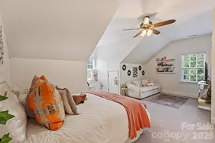 2115 Foxcroft Woods Ln, Charlotte, NC 28211 - Photo 24
