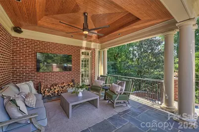 2115 Foxcroft Woods Lane, Charlotte, NC 28211 - Photo 32