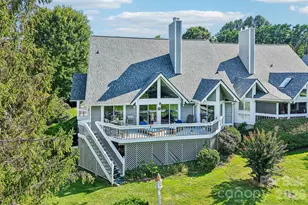 146 Overlook Dr, Flat Rock, NC 28731 - Photo 2