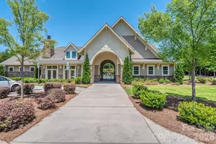 10433 Honeyfur Ct, Charlotte, NC 28278 - Photo 36