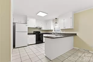 2819 Randolph Rd, Statesville, NC 28625 - Photo 8