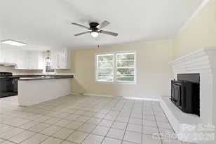 2819 Randolph Rd, Statesville, NC 28625 - Photo 10
