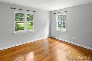 209 White Pine Dr, Asheville, NC 28805 - Photo 24