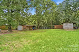 205 Airport Rd, Wesley Chapel, NC 28110 - Photo 32