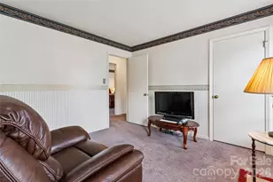 2114 Varden Ct, Charlotte, NC 28208 - Photo 28