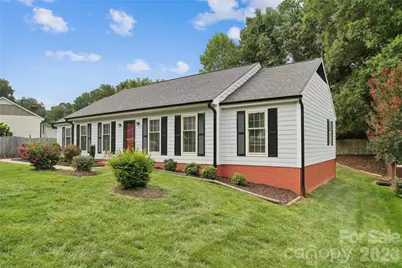 2114 Varden Court, Charlotte, NC 28208 - Photo 4