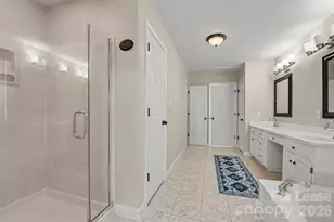 11526 Sir Francis Drake Dr, Charlotte, NC 28277 - Photo 18