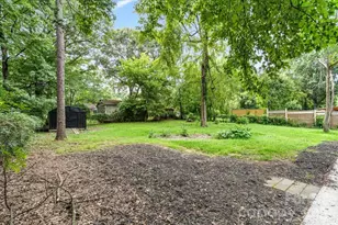 9828 Starwood Dr, Charlotte, NC 28215 - Photo 30