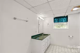 6714 W Nc 10 Hwy, Vale, NC 28168 - Photo 34