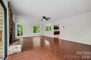 4066 Triton Dr, Tega Cay, SC 29708 - Photo 4