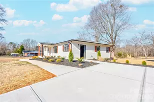 226 Hardin Cir, Grover, NC 28073 - Photo 6