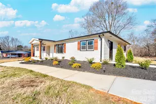 226 Hardin Cir, Grover, NC 28073 - Photo 4