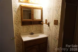 5214 Northview Dr, Hickory, NC 28601 - Photo 24