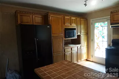 5214 Northview Drive, Hickory, NC 28601 - Photo 8