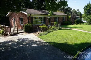 5214 Northview Dr, Hickory, NC 28601 - Photo 6