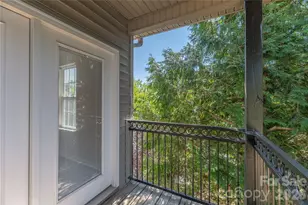 331 Appeldoorn Cir, Asheville, NC 28803 - Photo 18