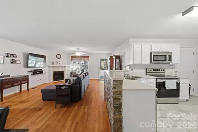 351 School Drive, Taylorsville, NC 28681 - Photo 6