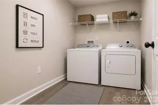 2231 Dardan Woods Dr, Charlotte, NC 28215 - Photo 14