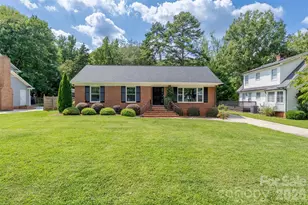7735 Surreywood Pl, Charlotte, NC 28270 - Photo 1
