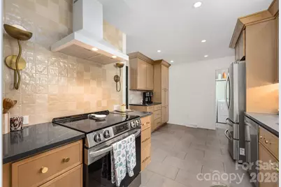 7735 Surreywood Place, Charlotte, NC 28270 - Photo 2