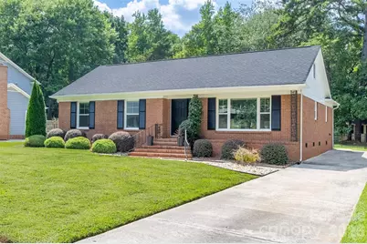 7735 Surreywood Place, Charlotte, NC 28270 - Photo 34