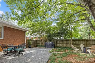 7400 Thorncliff Dr, Charlotte, NC 28210 - Photo 30