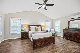7400 Thorncliff Dr, Charlotte, NC 28210 - Photo 12
