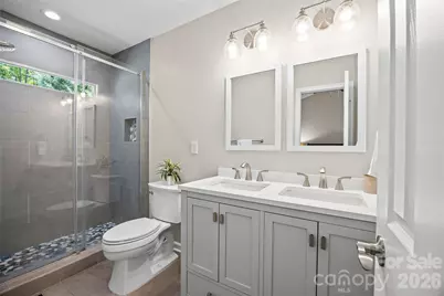 7400 Thorncliff Drive, Charlotte, NC 28210 - Photo 14