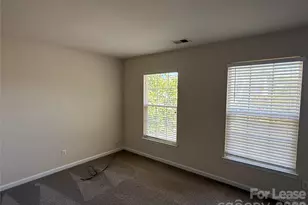 2146 McKenzie Creek Dr, Charlotte, NC 28270 - Photo 10