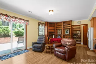 101 Castlerock Dr, Asheville, NC 28806 - Photo 30