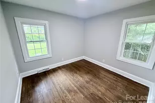 1615 Bancroft St, Charlotte, NC 28206 - Photo 10