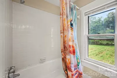 126 E Division Avenue, East Spencer, NC 28144 - Photo 12