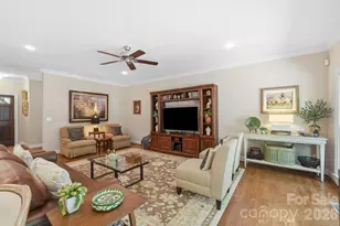 800 Jefferson Dr, Charlotte, NC 28270 - Photo 10