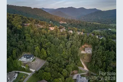 70 Hawtree Court, Weaverville, NC 28787 - Photo 12