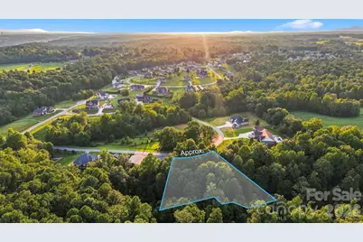 5306 Antler Creek Drive #31, Granite Falls, NC 28630 - Photo 2
